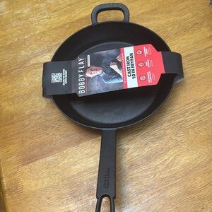 Black Cast Iron Fry Pan